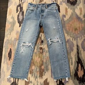 Levi’s wedgie straight crop jeans